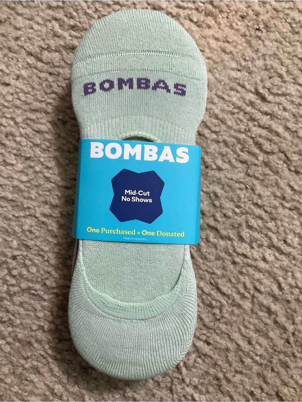 Bombas Women’s Mid-Cut No-Show Socks in Light Mint with Purple Logo
